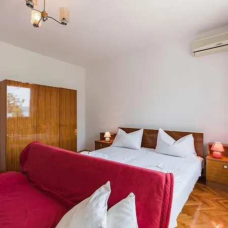 Apartmán Lauschiges Nur 300 Meter Zum Sandstrand Mit Meerblick Und Parkplatz Crikvenica