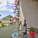 Lauschiges Nur 300 Meter Zum Sandstrand Mit Meerblick Und Parkplatz Apartment *