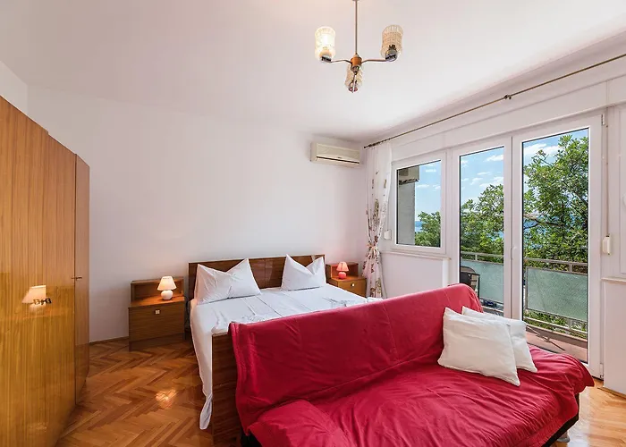 Lauschiges Nur 300 Meter Zum Sandstrand Mit Meerblick Und Parkplatz Appartement Crikvenica